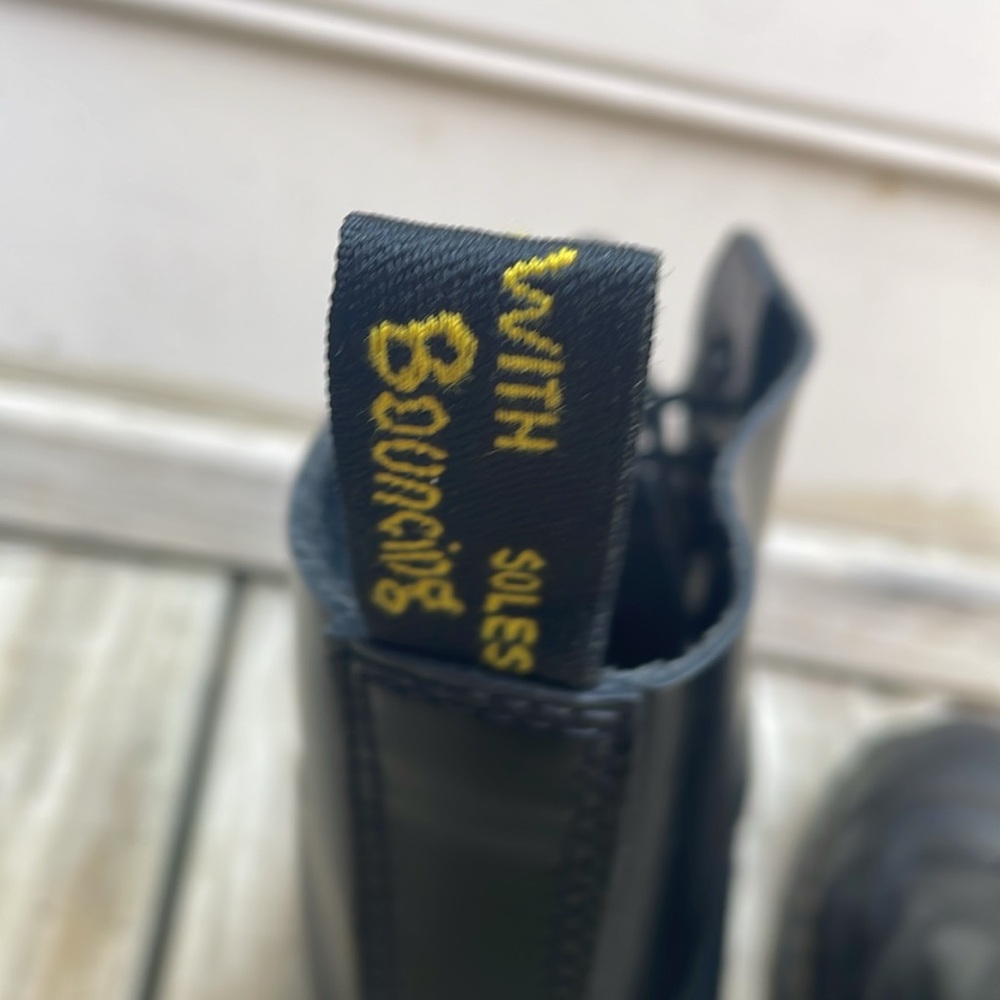 Dr. Martens 1460 Black Leather 8-Eye Lace-Up Boots Men’s US 10 / Women’s US 11 - Picture 5 of 16